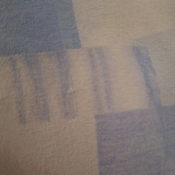 Joie "Gudelia B" Print Silk Top Porcelain-Oasis Color Size S - Picture 11 of 11